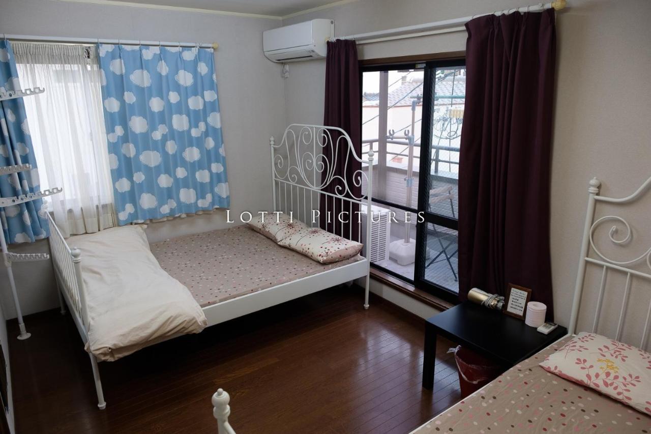 大阪～金閣 Hotel Eksteriør billede